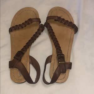 Braided strap sandals